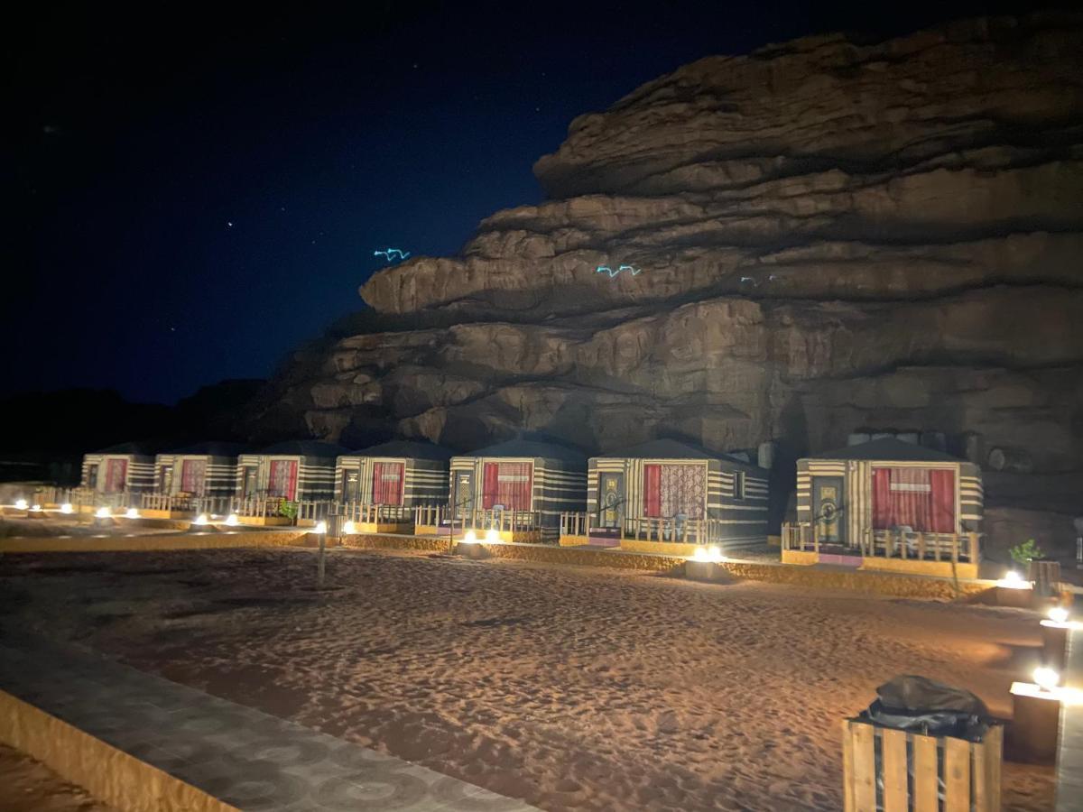 Faisal Wadi Rum Camp Hotel ภายนอก รูปภาพ