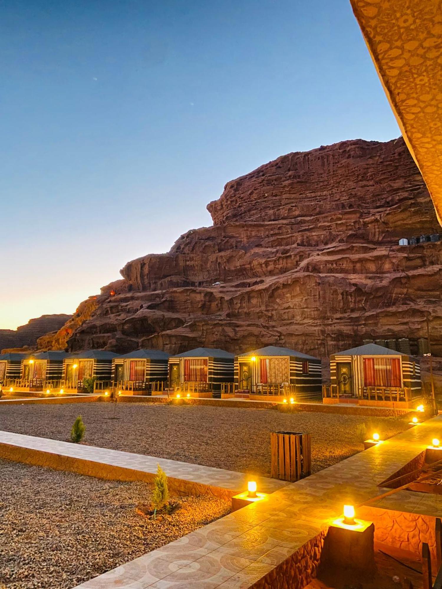 Faisal Wadi Rum Camp Hotel ภายนอก รูปภาพ